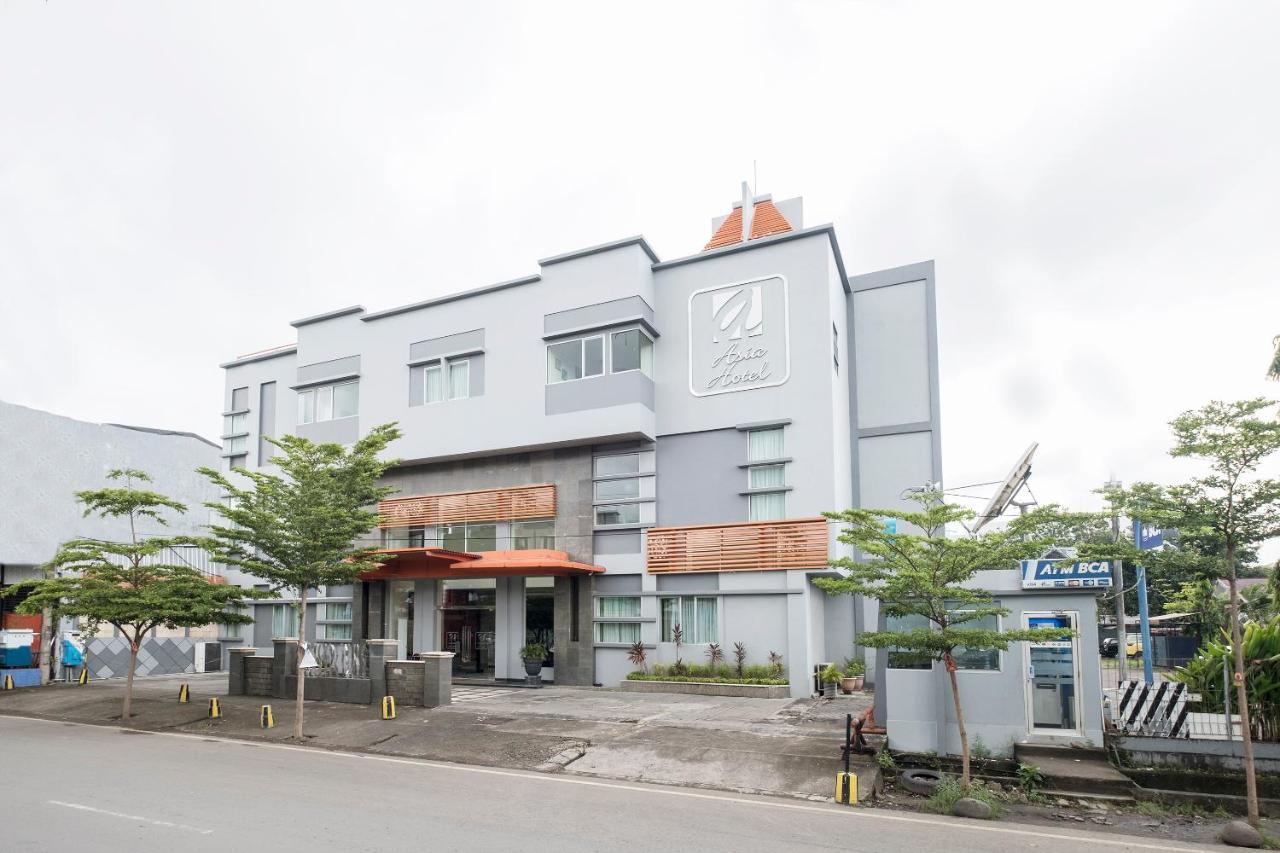 Oyo 424 Asia Hotel Makasar Exteriér fotografie